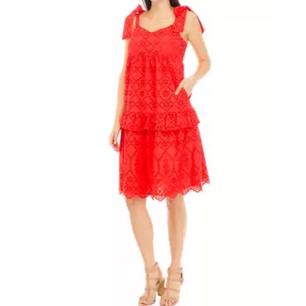 Crown & Ivy™
Women's Tie Strap Midi Dress🍎